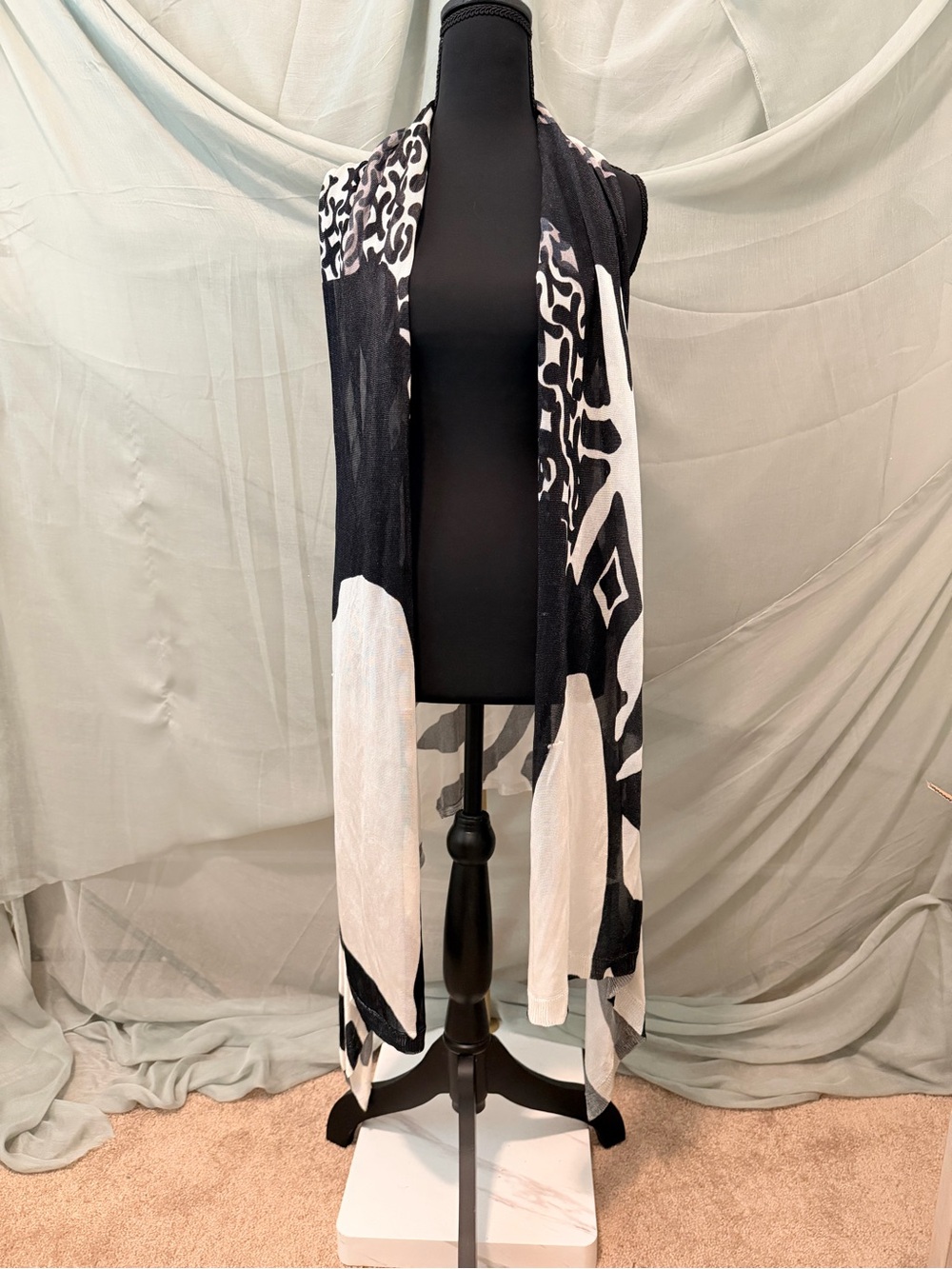 Black & White Open Front Women’s Cardigan